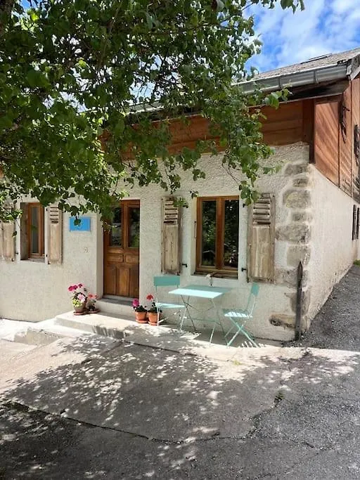 La Pomme De Pin Apartment Le Biot 0*,