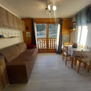  Appartement Studio Avec Vue Panoramique Sur Les Alpes I Balcon I Parking